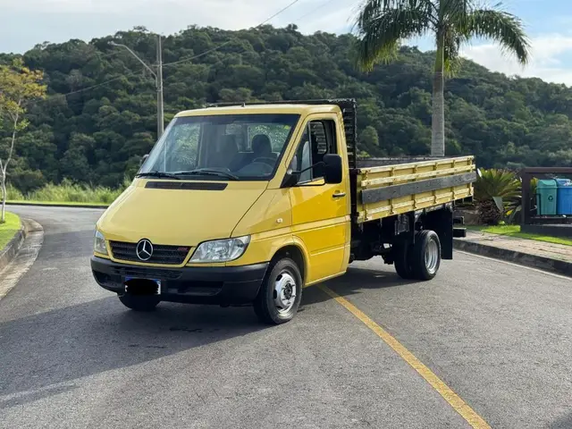 Carro Mercedes-Benz Sprinter 2009 Chassi 413 CDI  (rodado duplo)