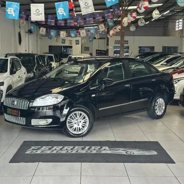 Carro Fiat Linea 2010 HLX 1.9 16V (Flex)