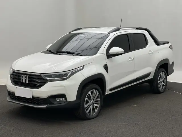 Carro Fiat Strada 2023 Volcano 1.3 8V CD AT