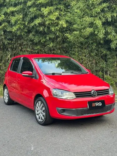 Carro Volkswagen Fox 2011 1.0 8V (Flex) 2p