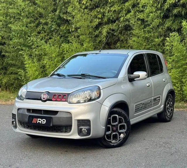 Carro Fiat Uno 2015 Evolution 1.4 8V (Flex) 4p
