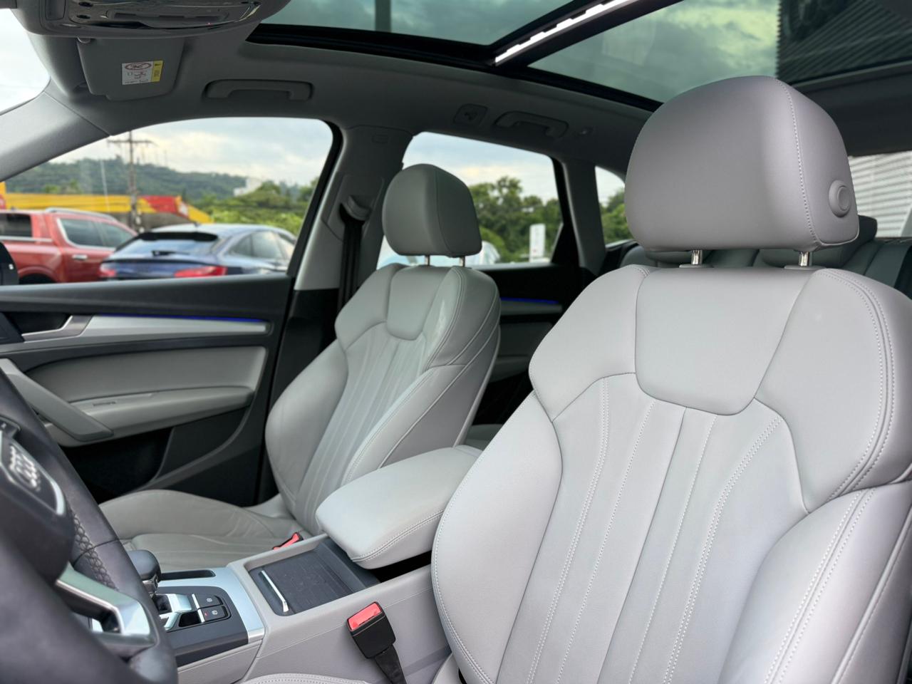 Audi-Q5-S-Line 2.0 TFSI Quattro S-tronic
