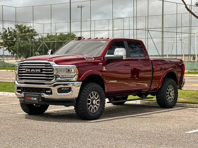 Carro Ram 3500 2024 Limited Longhorn 6.7 4x4