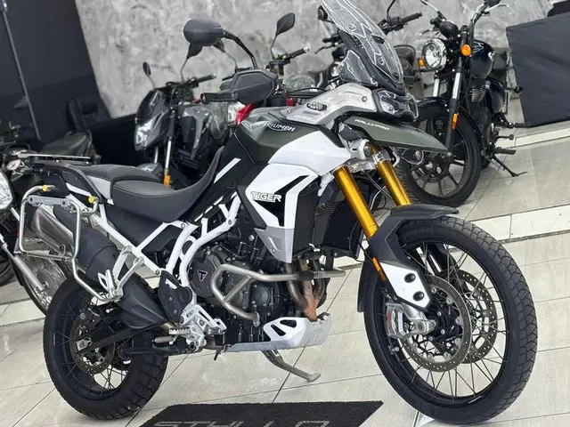 Moto Triumph Tiger 1200 2022 GT Explorer