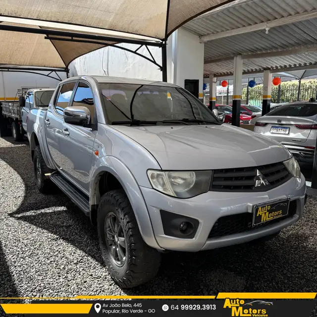 Carro Mitsubishi L200 Triton Sport 2013 2.4 HLS (Flex)