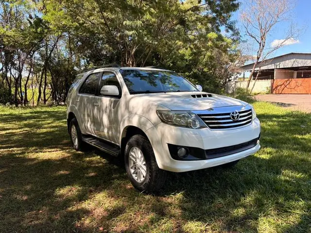 Carro Toyota Hilux Cabine Dupla 2015 Hilux 2.7 4x4 CD STD (Flex)