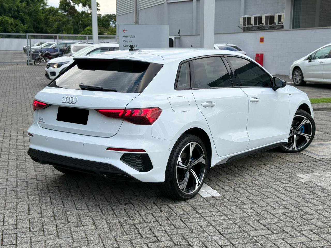 audi a3 sportback s-line 2.0 tfsi s-tron.(hib.)