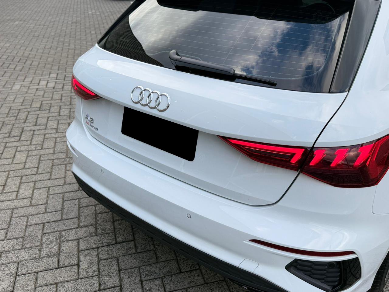 audi a3 sportback s-line 2.0 tfsi s-tron.(hib.)