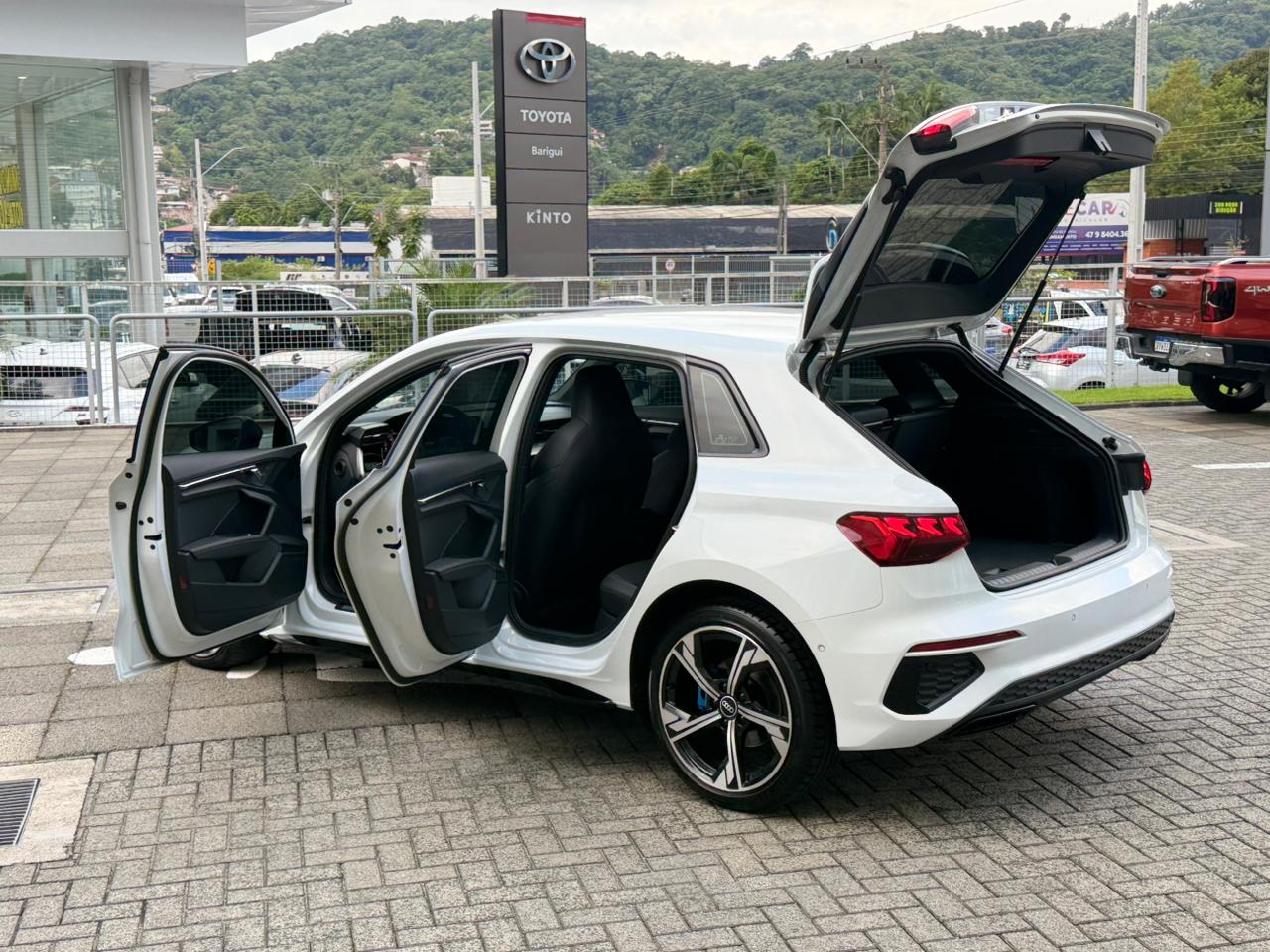 audi a3 sportback s-line 2.0 tfsi s-tron.(hib.)