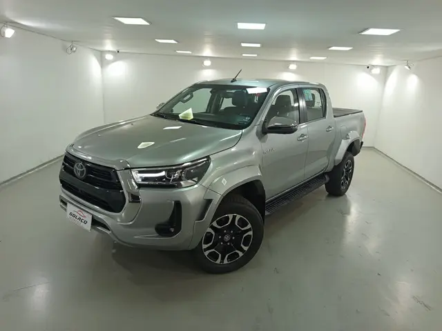 Carro Toyota Hilux Cabine Simples 2024 4x4 2.8 Diesel