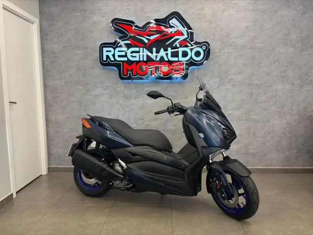 Moto Yamaha XMax 2023 ABS