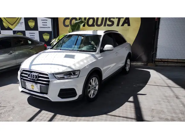 Carro Audi Q3 2017 1.4 TFSI Ambiente S Tronic