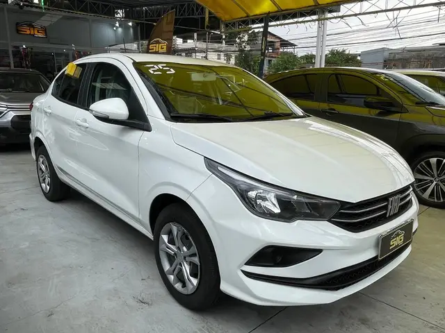 Carro Fiat Cronos 2025 Drive 1.0