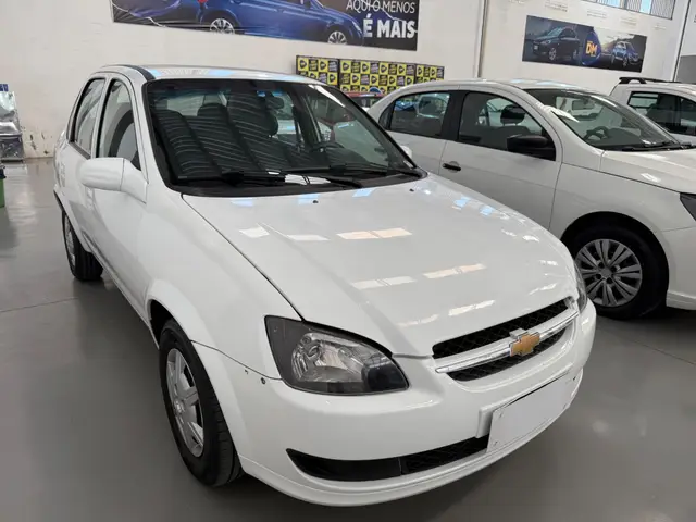 Carro Chevrolet Classic 2016 LS 1.0 VHCE (Flex)