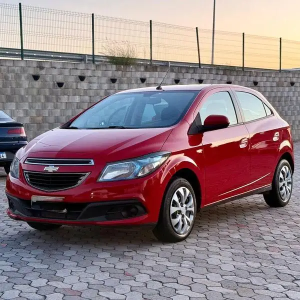 Carro Chevrolet Onix 2013 1.4 LT SPE/4