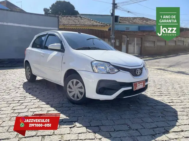 Carro Toyota Etios Sedan 2018 XS 1.5 (Aut) (Flex)