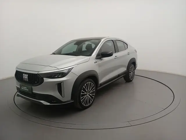 Carro Fiat Fastback 2024 Limited Edition Powered by Abarth