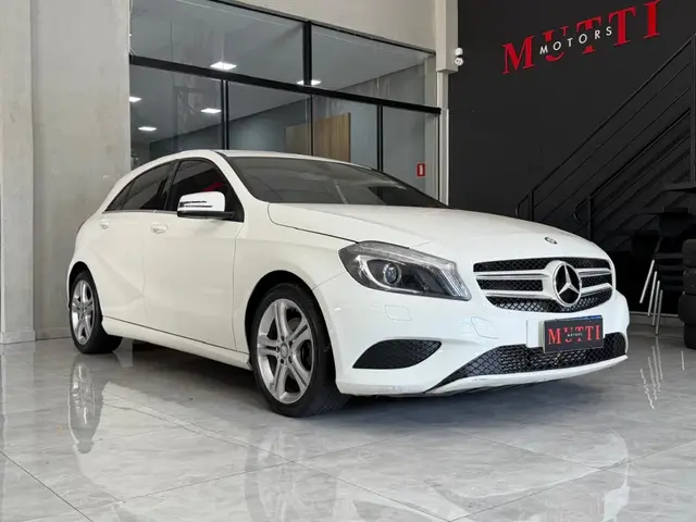 Carro Mercedes-Benz Classe A  2015 200 Style 1.6 DCT Turbo