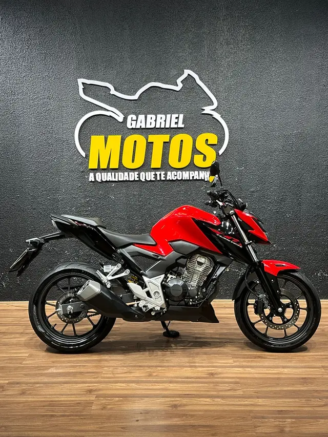 Moto Honda CB 300F Twister 2024 (ABS)