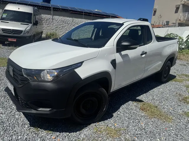Carro Fiat Strada 2025 Endurance 1.3 Flex 8V CS