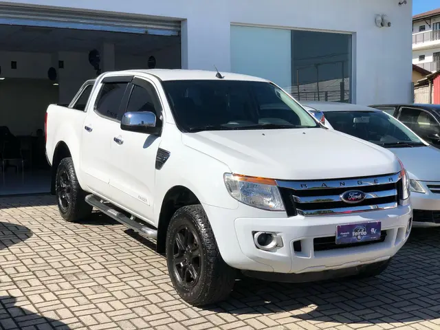 Carro Ford Ranger Cabine Dupla 2015 Ranger 2.5 Flex 4x2 CD XLT