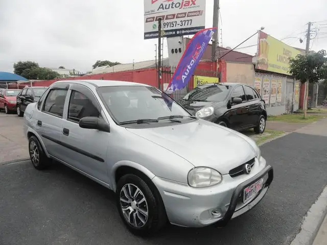 Carro Chevrolet Classic 2005 Corsa Sedan  Life 1.0 VHC