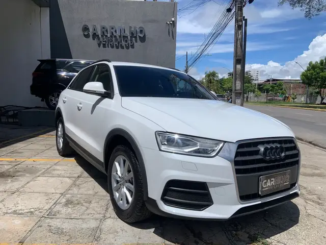 Carro Audi Q3 2017 1.4 TFSI Ambiente S Tronic