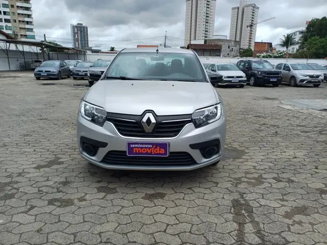 Carro Renault Logan 2025 Zen 1.0