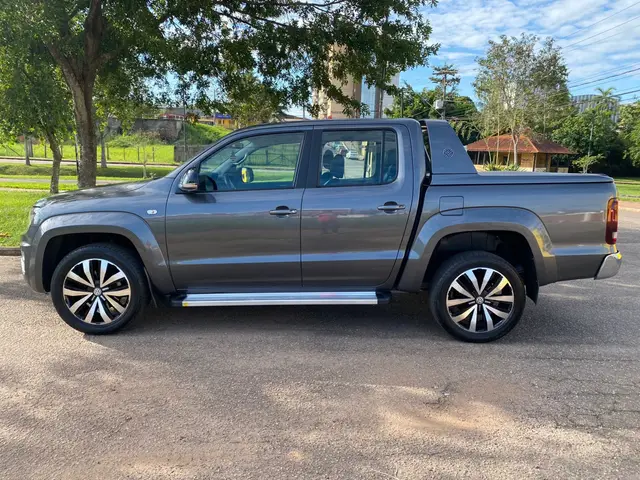 Carro Volkswagen Amarok 2018 3.0 CD 4x4 TDi Highline (Aut)