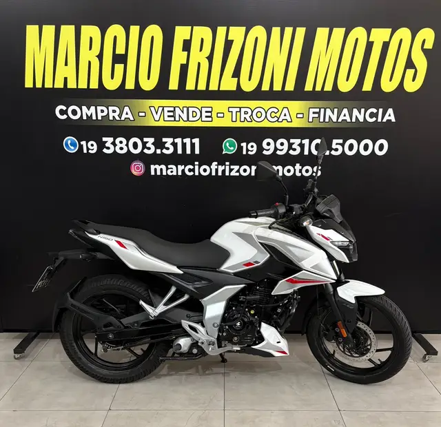 Moto Bajaj Pulsar 2026 N150