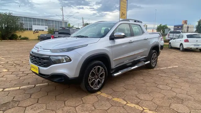 Carro Fiat Toro 2017 Freedom 1.8 AT6 4x2 (Flex)