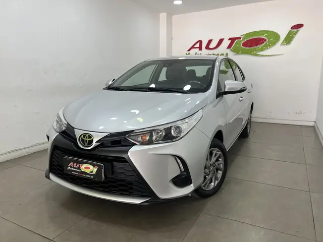 Carro Toyota Yaris Sedan 2023 XS 1.5 (Flex) (Aut)