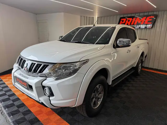 Carro Mitsubishi L200 Triton Sport 2020 Sport 2.4 DID-H HPE-S 4WD (Aut)