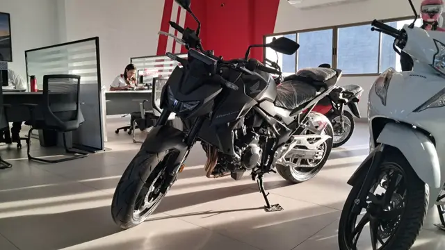 Moto Honda Hornet 2026 750