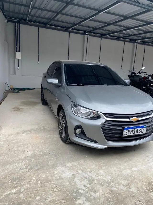 Carro Chevrolet Onix Plus 2024 LT 1.0