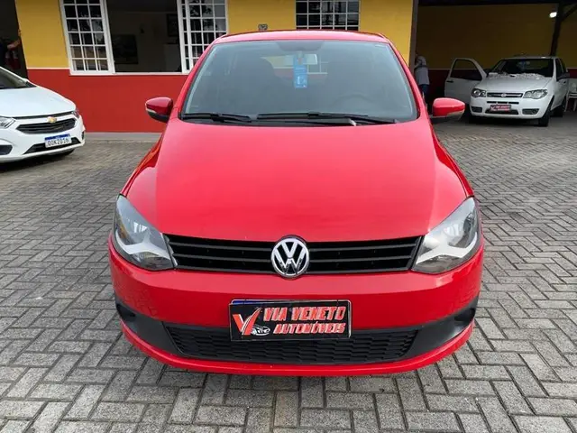 Carro Volkswagen Fox 2013 1.0 VHT (Flex) 4p
