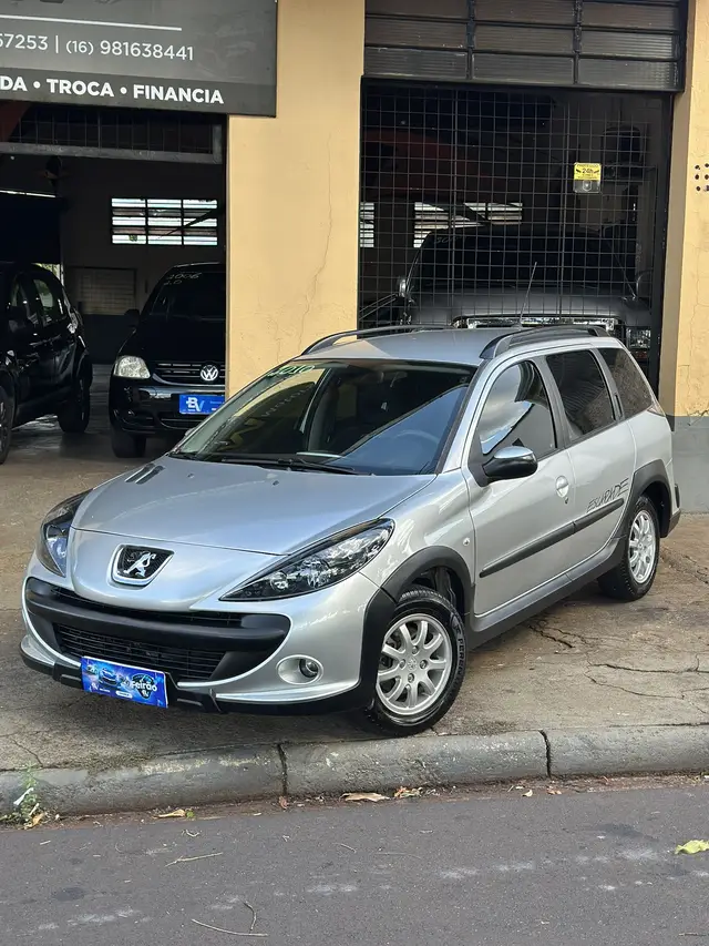 Carro Peugeot 207 SW Escapade 2010 1.6 16V (flex)