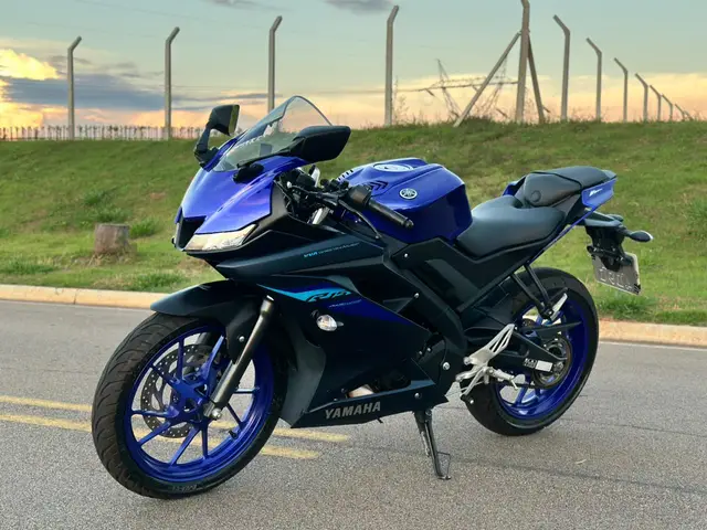 Moto Yamaha YZF R15 2025 ABS