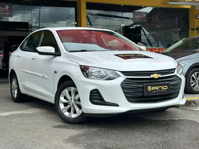 Carro Chevrolet Onix 2023 LT 1.0