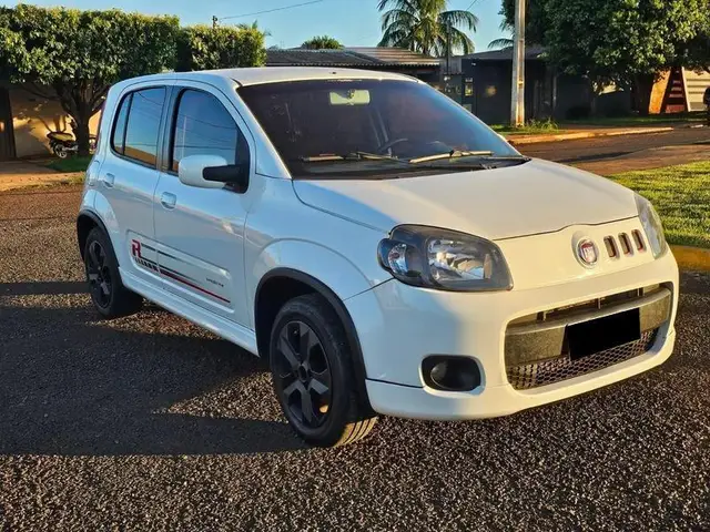 Carro Fiat Uno 2014 Sporting 1.4 8V (Flex) 4p