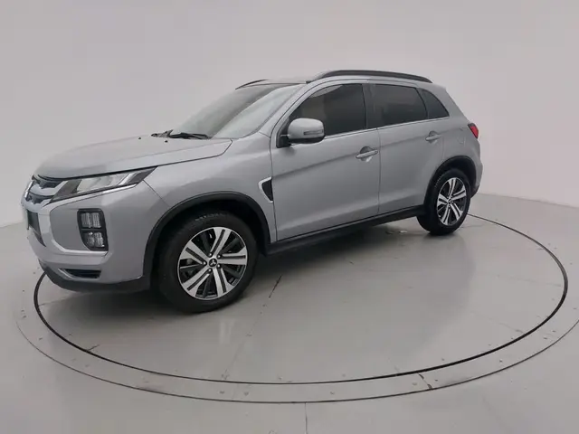 Carro Mitsubishi Outlander 2022 2.0 HPE CVT