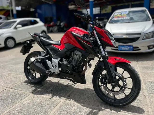 Moto Honda CB 300F Twister 2023 (CBS)