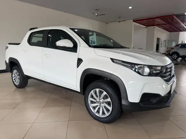 Carro Fiat Strada 2024 Freedom 1.3 Flex 8V CD