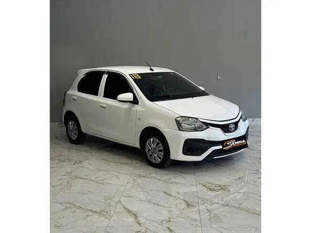 Carro Toyota Etios 2018 X 1.3 (Flex)