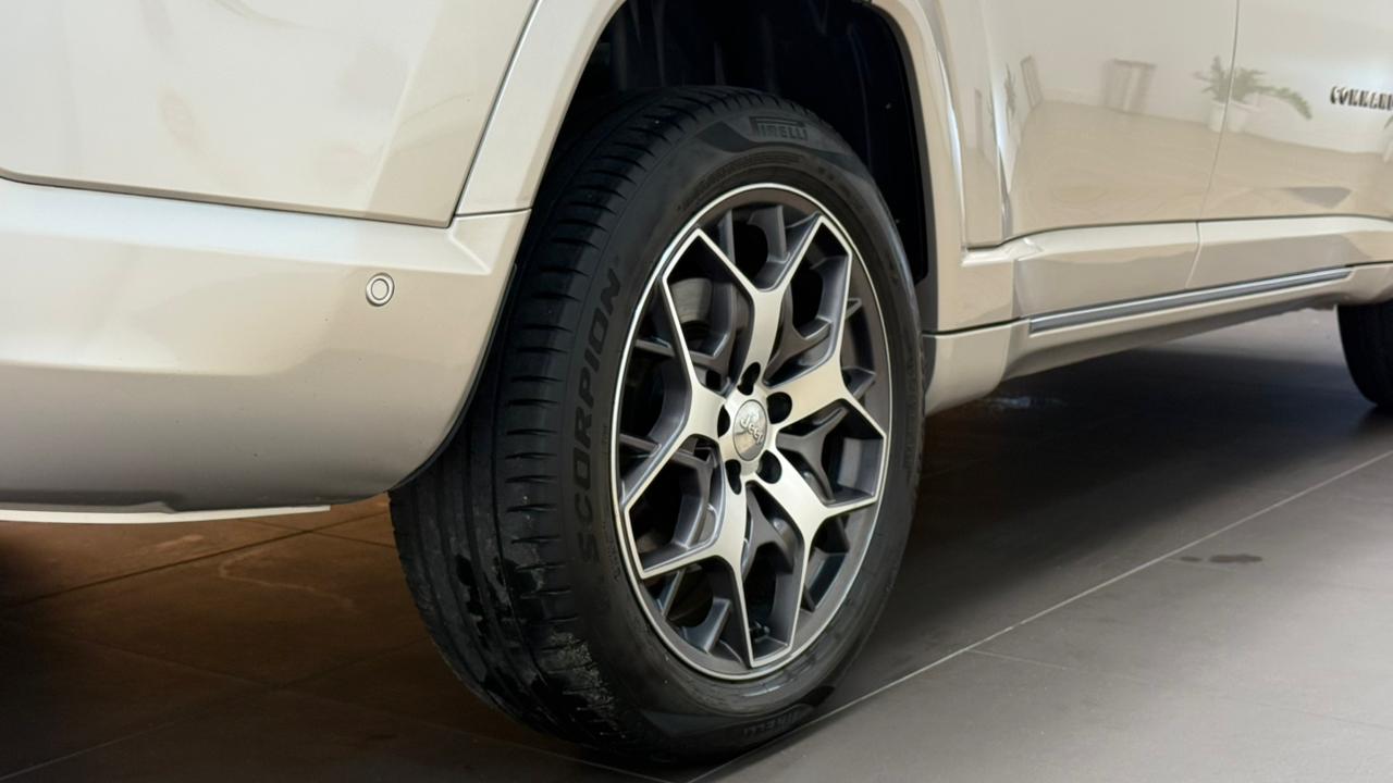 jeep commander overland td380 diesel 4x4 (aut)