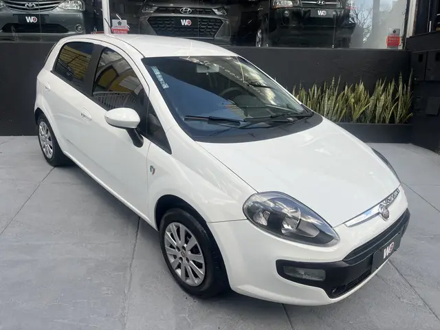 Carro Fiat Punto 2013 Attractive 1.4 (Flex)