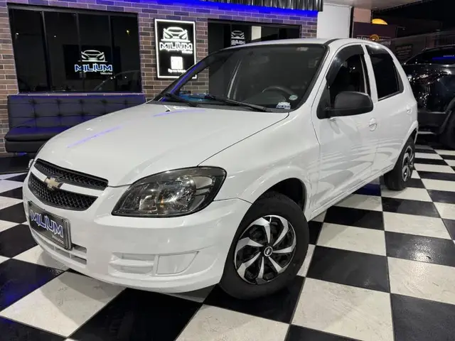 Carro Chevrolet Celta 2013 LT 1.0 (Flex)