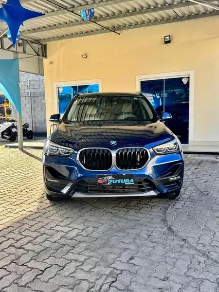 Carro BMW X1 2022 sDrive20i 2.0 Turbo (Aut.)