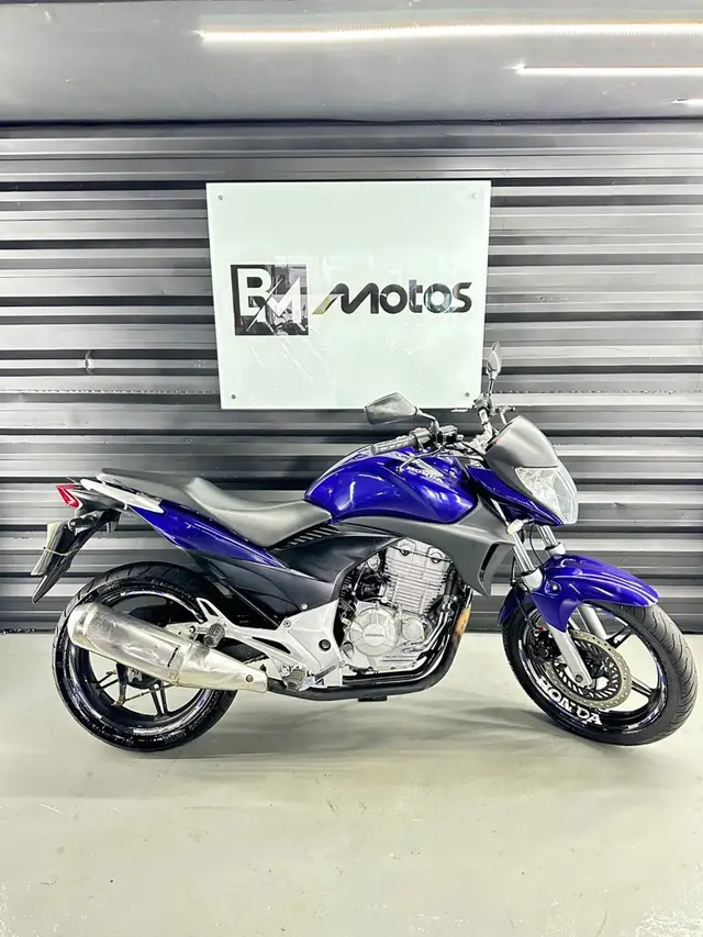 Moto Honda CB 300R 2011 (ABS)