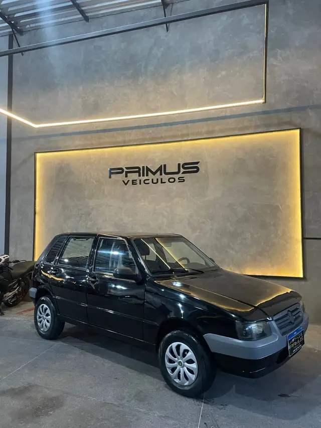 Carro Fiat Uno Mille 2013 Fire Economy 1.0 (Flex) 2p